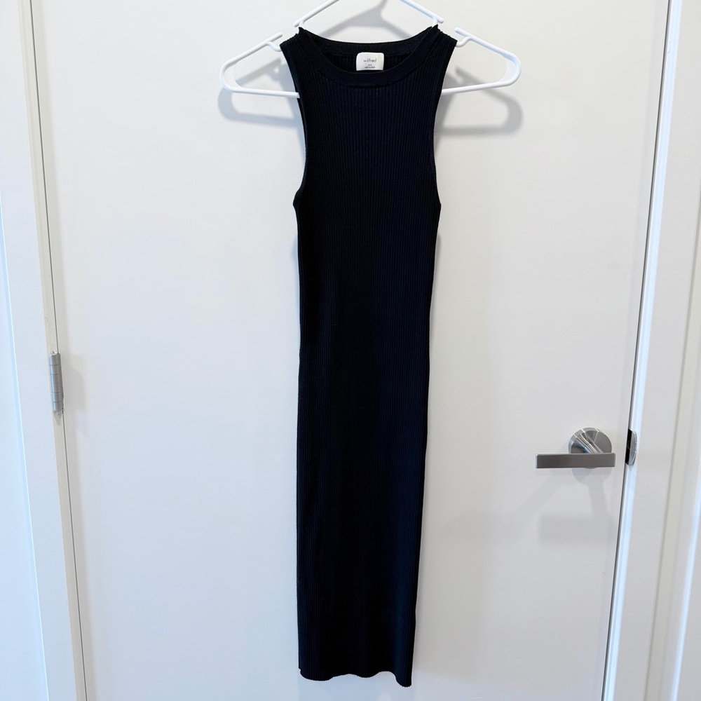 Wilfred By Aritzia Midi Dress Black Crew Neck Ribbed Bodycon Size XXS